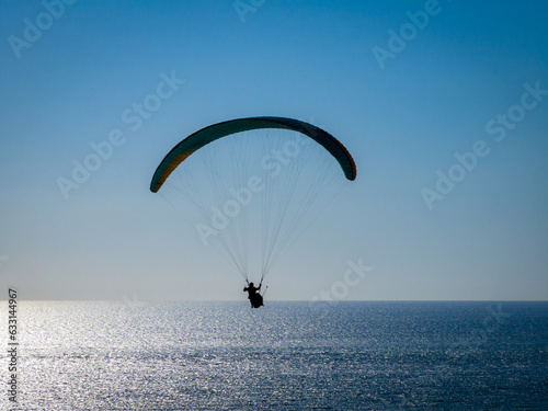 Parapentes au dessus de la dune du Pyla Photo en drone