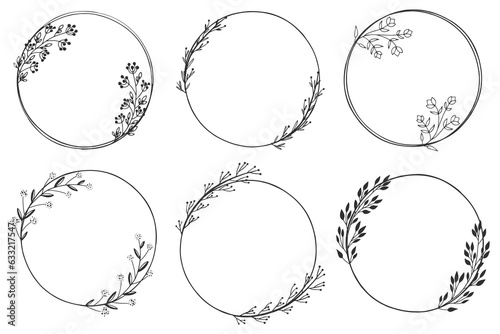 Hand drawn set of cicle floral frame. Border for banner, wedding, greeting card design. Sketch style vector illustration.