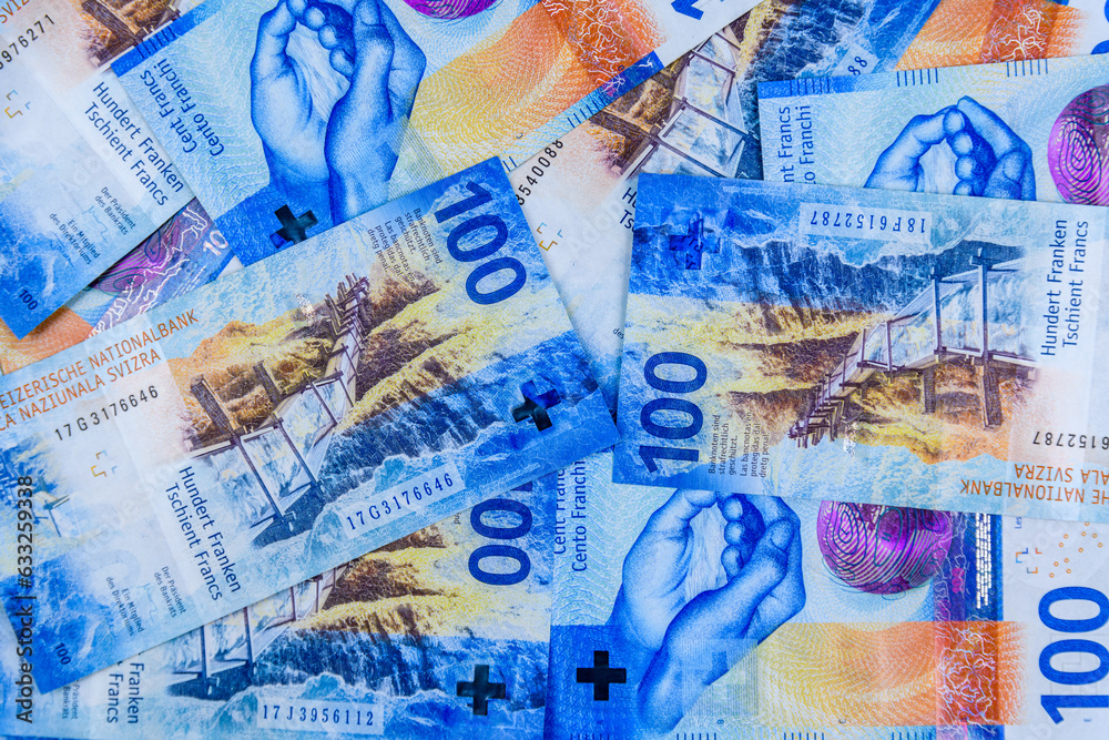 Obraz premium Background of the one hundred francs banknotes. Swiss money