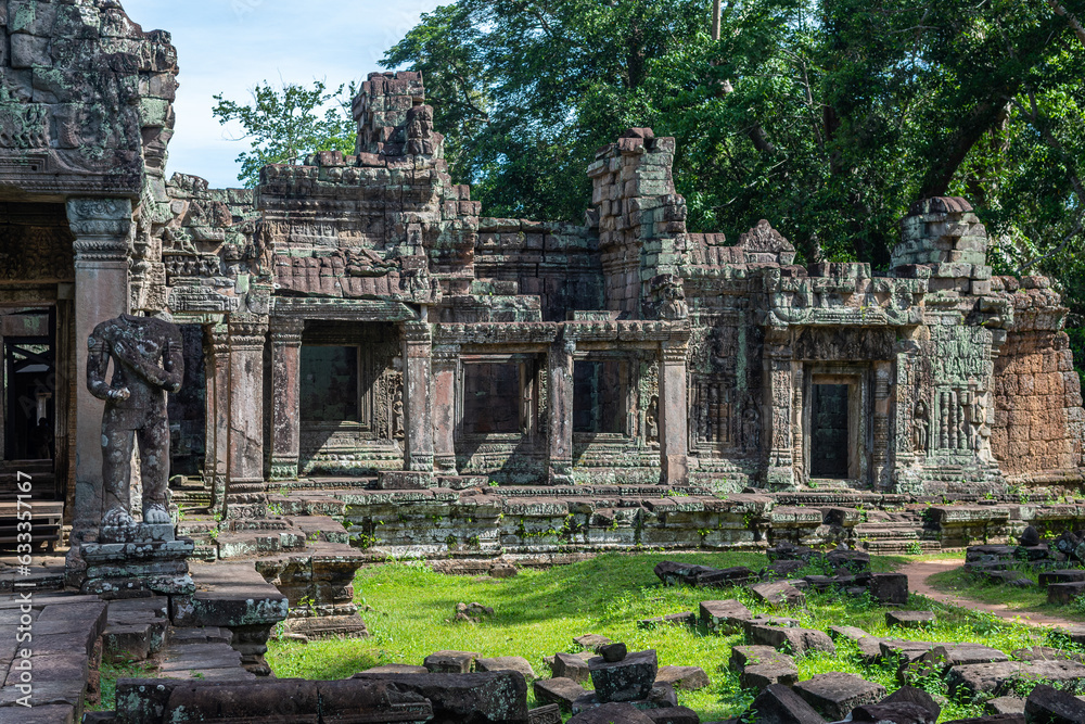 inside the amazing angkor wat temples, cambodia inside the amazing angkor wat temples, cambodia
