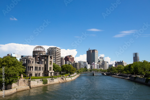 夏の原爆ドーム　G7サミットの広島　世界遺産　日本 photo