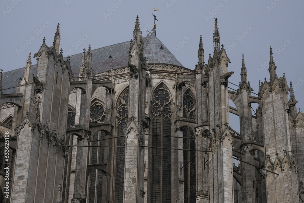 Fototapeta premium Saint Pierre Cathedral, Beauvais. Gothic architecture detail.