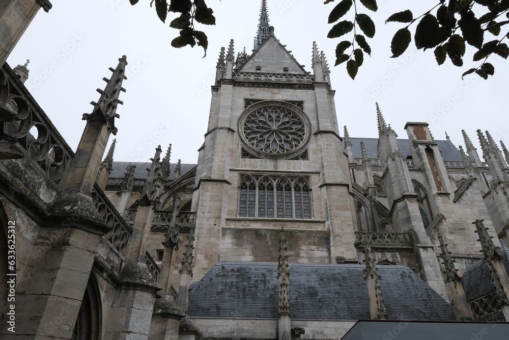 Fototapeta premium Gothic cathedral of Notre Dame d'Evreux. Facade detail.