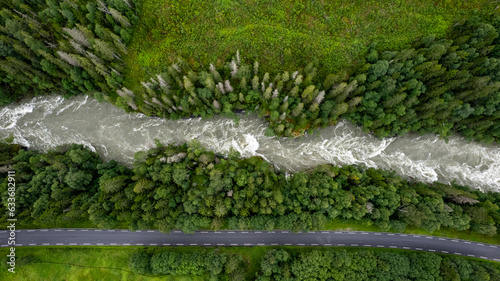 Foto Wild river in Norway after the rain