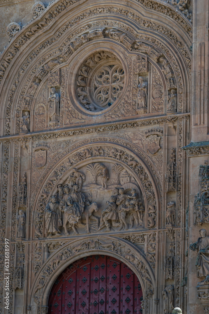 Portada principal de la Catedral de Salamanca (España)