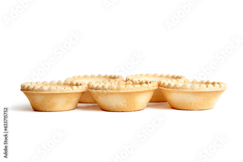 Billede på lærred Unfilled tartlet shells isolated on white background