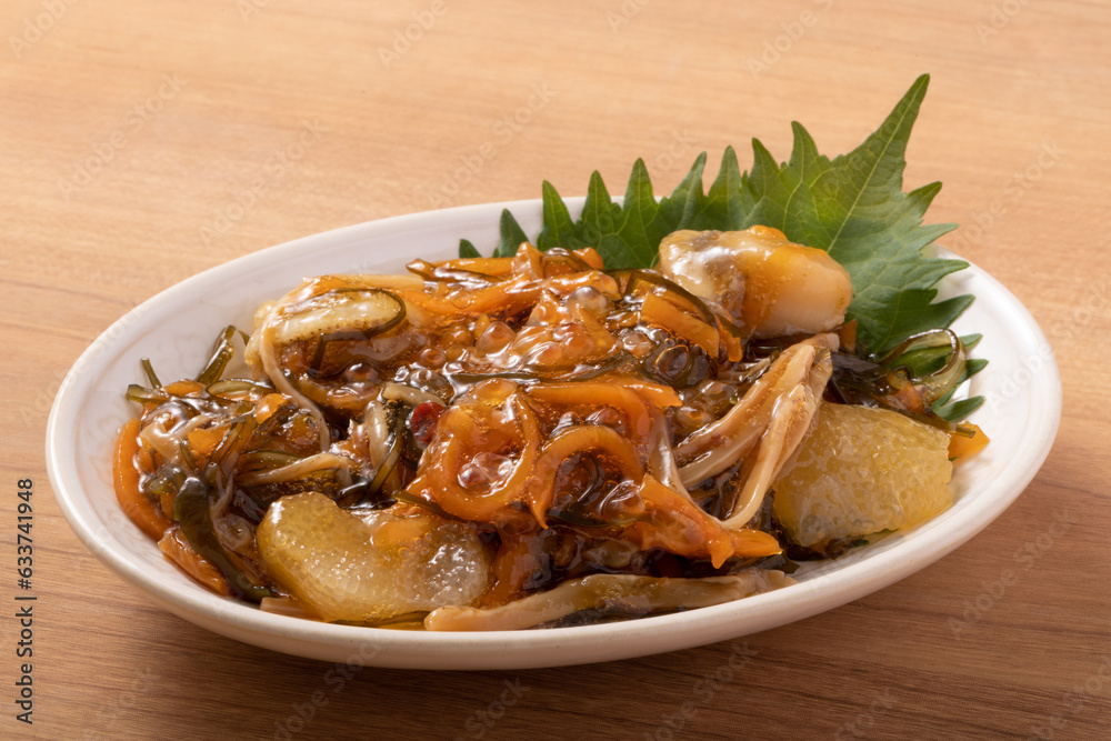 海鮮漬け　(ますいくら　ホタテ　数の子　松前漬)