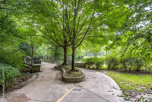 Fototapeta Naklejka Na Ścianę i Meble -  olmsted linear park, atlanta