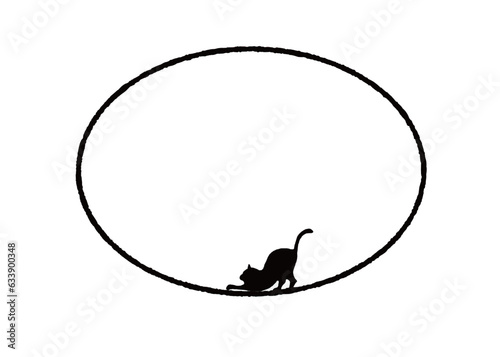 黒猫が守る楕円のフレーム