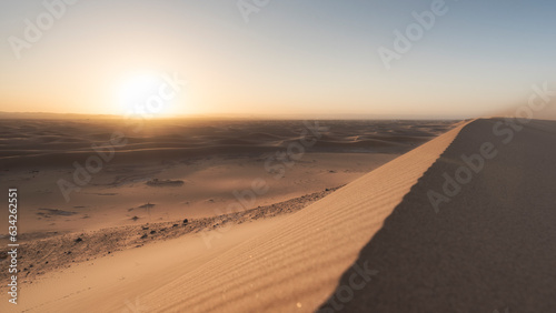 Alba nel deserto di Merzouga, Marocco photo
