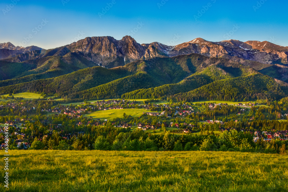 panorama of the Tatras, view of Giewont, beautiful mountain landscape - obrazy, fototapety, plakaty 