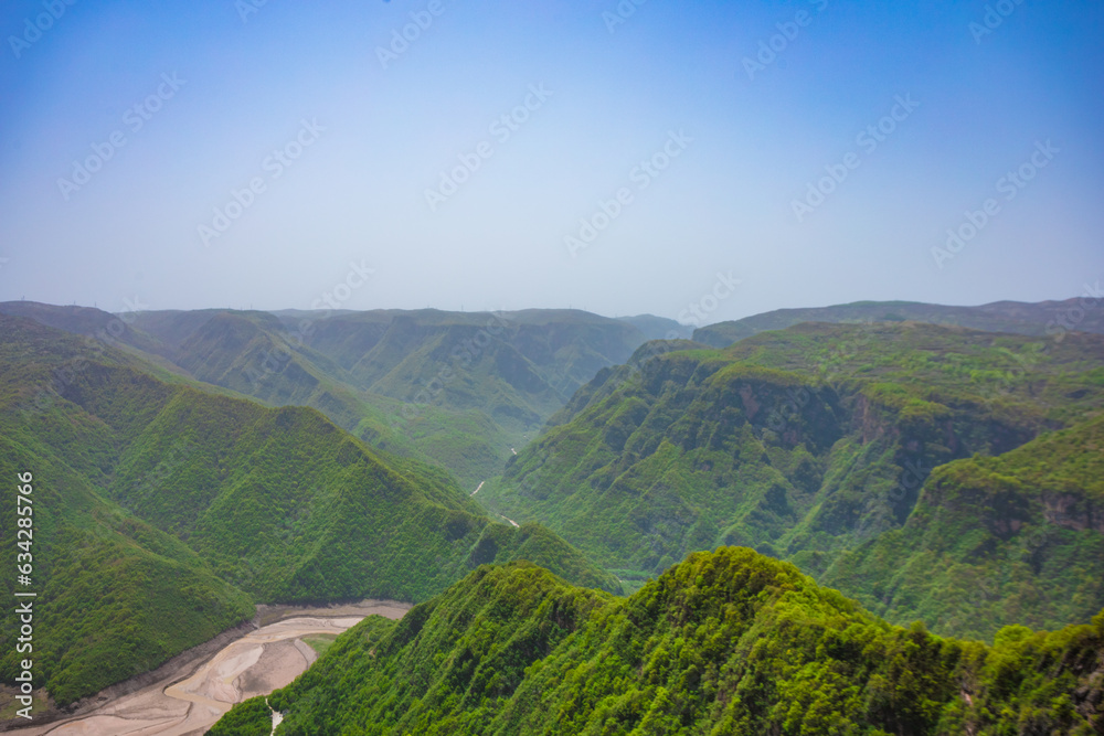Fototapeta premium Pingliang City, Gansu Province - Kongtong Mountain Scenic Area