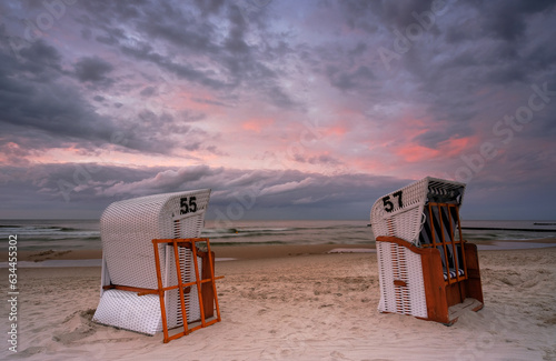 Kosze plażowe na wybrzeżu Morza Bałtyckiego , Kołobrzeg, Polska