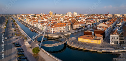 Ria Aveiro,
Corner of the canal, view from the bridge