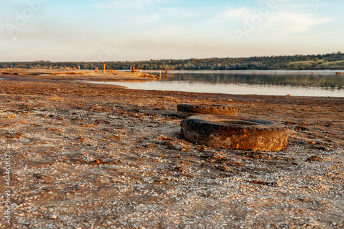 The bottom of the Dnieper river in Zaporizhzhia after the explosion on the Kakhovka dam