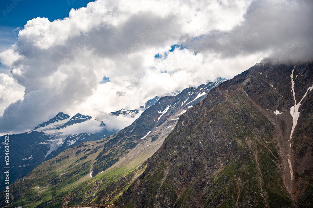 Mountains landscape. snow-capped peaks. Idyllic mountain background. Panoramic view of beautiful mountain landscape. mountaineering, trekking and mountain climbing