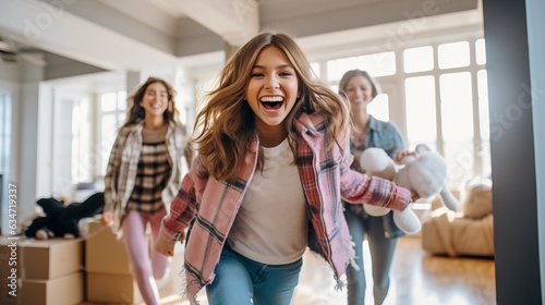 Happy young people moving i...