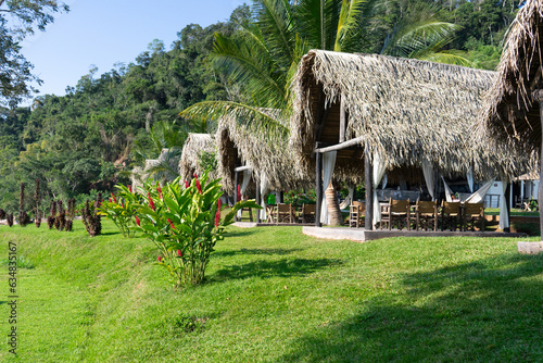 Serene refuge, cabins, landscapes and the beauty of the lagoon