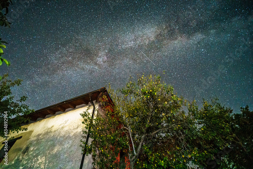 Fototapeta Naklejka Na Ścianę i Meble -  Milky way over Teza de losa in Burgos Spain