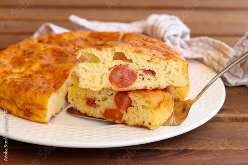 Sausage and cheese snack pie *