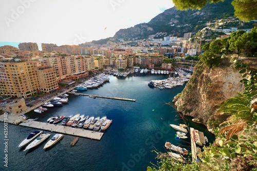 Fototapeta Naklejka Na Ścianę i Meble -  awesome panorama of the port, mountains and city of Monaco