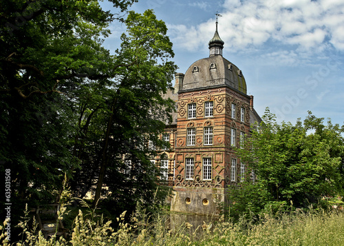 Hovestadt Castle photo