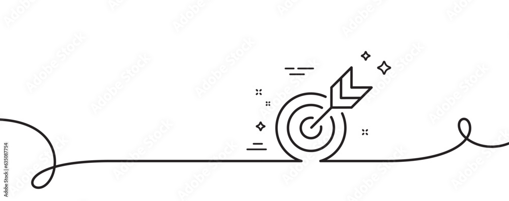 Target line icon. Continuous one line with curl. Marketing targeting strategy symbol. Aim with arrows sign. Target single outline ribbon. Loop curve pattern. Vector Target line icon. Continuous one line with curl. Marketing targeting strategy symbol. Aim with arrows sign. Target single outline ribbon. Loop curve pattern. Vector
