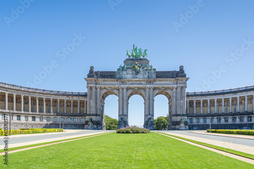 The Cinquantenaire Memorial Arcade in the centre of the Cinquantenaire Park , Brussels, Belgium 