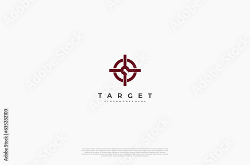 Simple arrow center target point logo concept. Vector Illustration