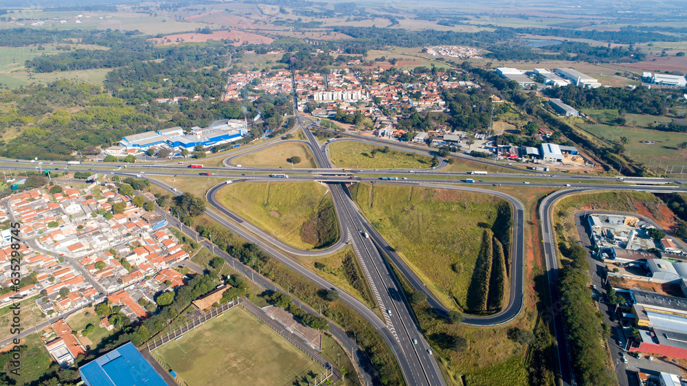Fototapeta premium aerial view of the city of Jaguariuna, in the countryside of São Paulo