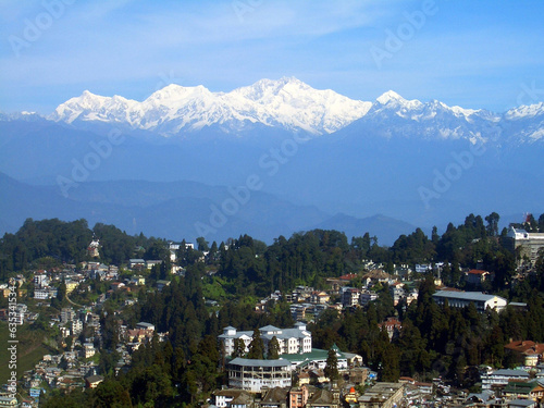 Darjeeling, Queen Of The Hills © Cavan