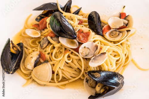 
Plate of spaghetti with seafood
typical southern Italian food