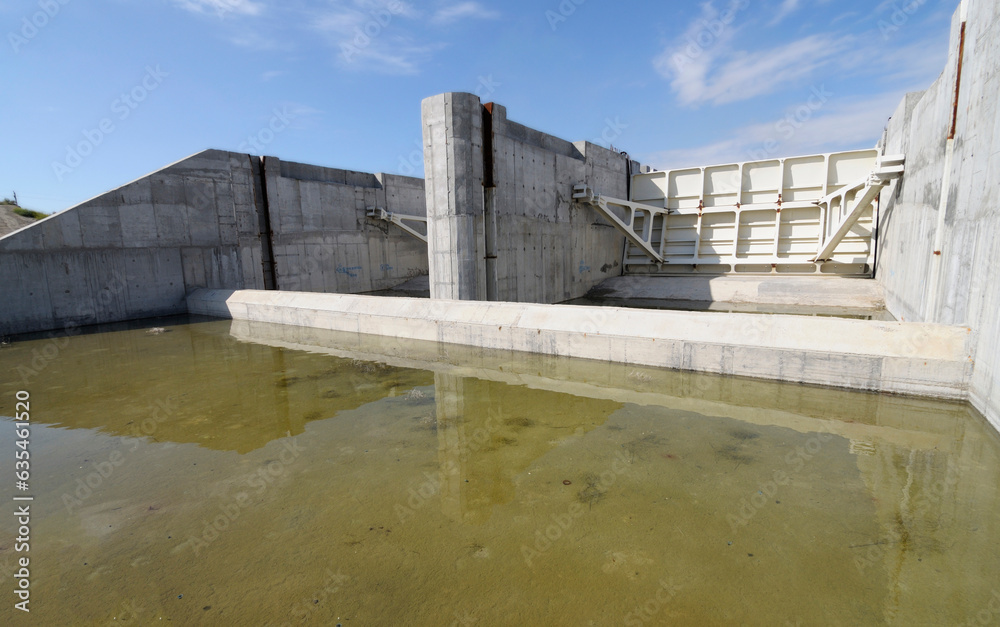 Unfinished dam, North Crimean Canal near Ukrainian-Russian border in Crimea Unfinished dam, North Crimean Canal near Ukrainian-Russian border in Crimea
