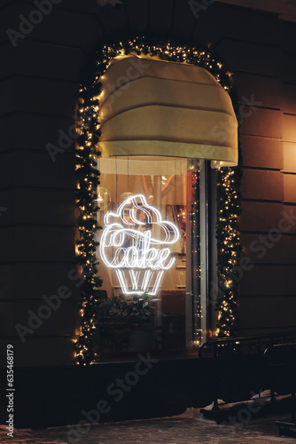 a café that serves cake