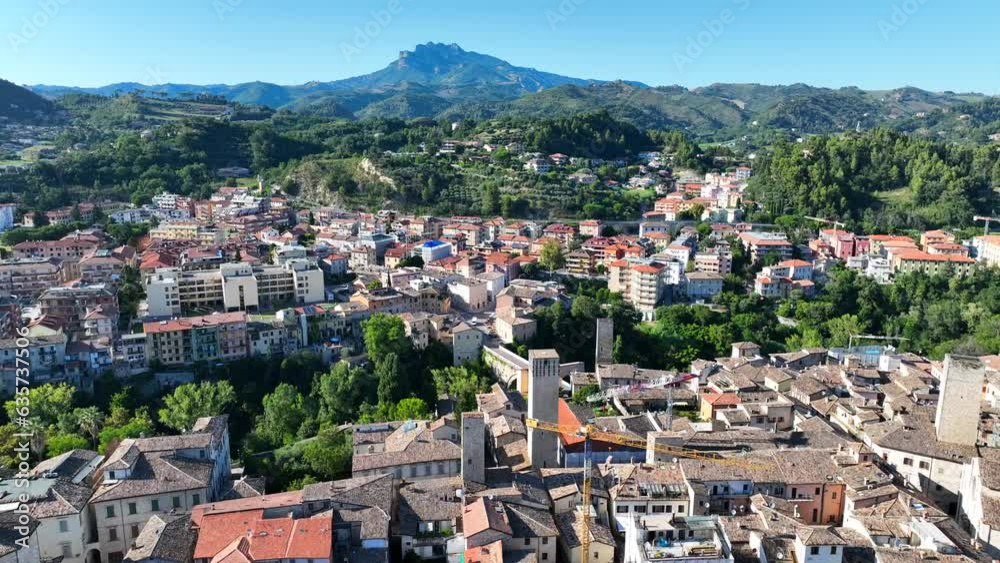 Ascoli Piceno, Marche, Italia, il ponte Solestà.
Ripresa aerea della città di Ascoli Piceno. Ascoli Piceno, Marche, Italia, il ponte Solestà.
Ripresa aerea della città di Ascoli Piceno.