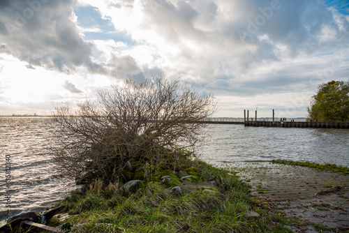 Kollmar an der Elbe mit Seebrücke photo