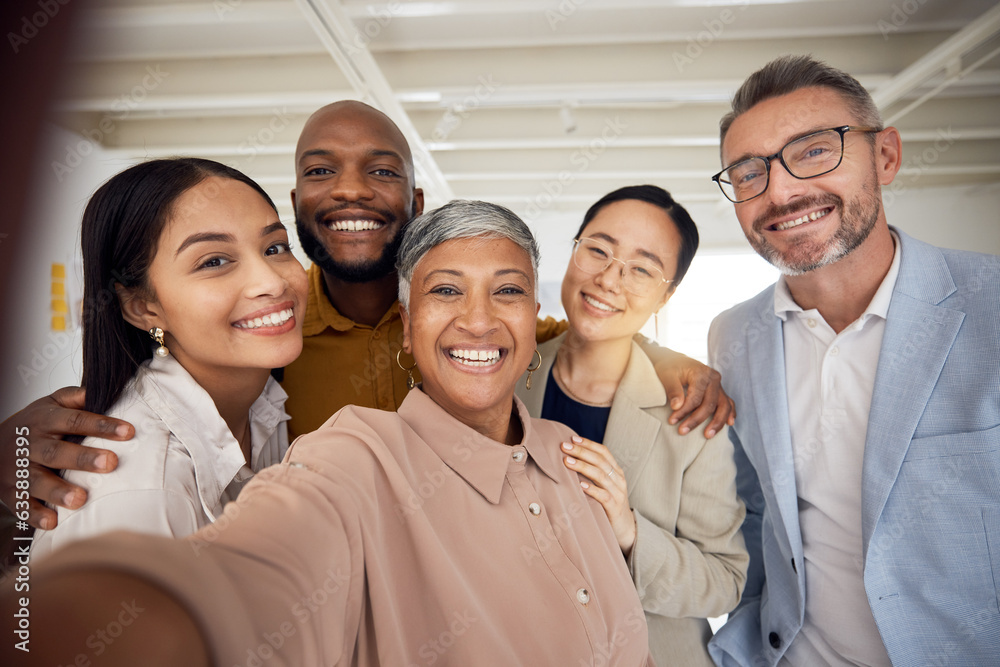 Obraz premium Portrait, selfie and team of business people smile in office for global staff collaboration. Diversity, happy employees or friends in profile picture about us on social media blog for company culture