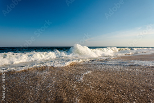 Fototapeta Naklejka Na Ścianę i Meble -  Listening to Ocean Waves