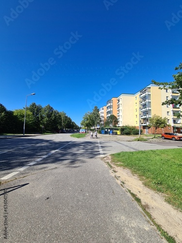 eine Straße in Rostock Lichtenhagen