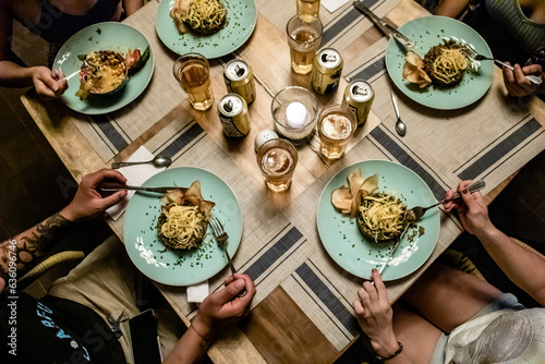 Dinner among friends 