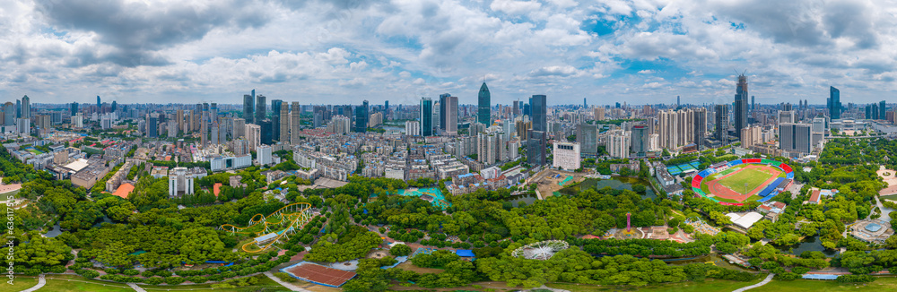 Obraz premium Wuhan CBD landmark skyline scenery