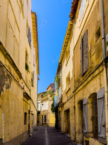 Exploring Arles  Immersing in the Old Village s Timeless Streets