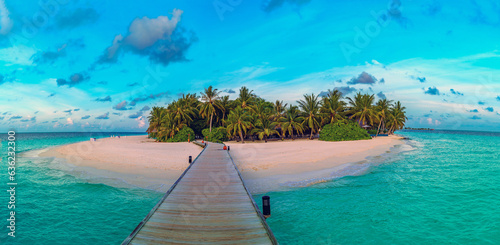 Malediven_Vilamendhoo_Inselblick © Armin