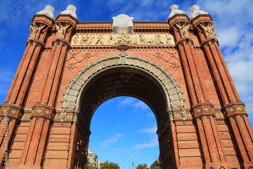 Barcelona triumphal arch