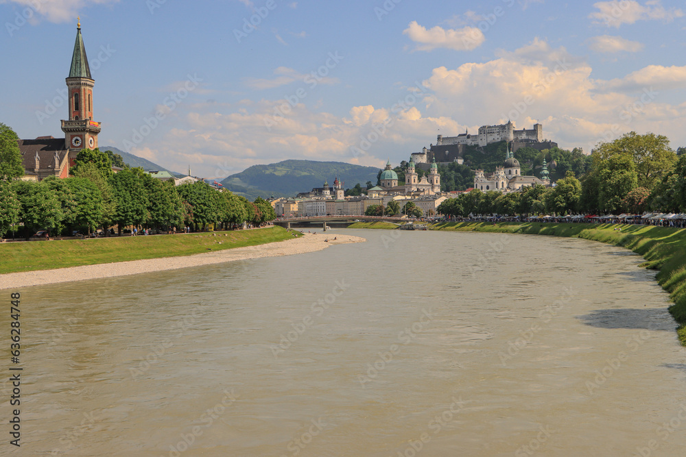 Obraz premium Salzburg Panorama vom Müllnersteg