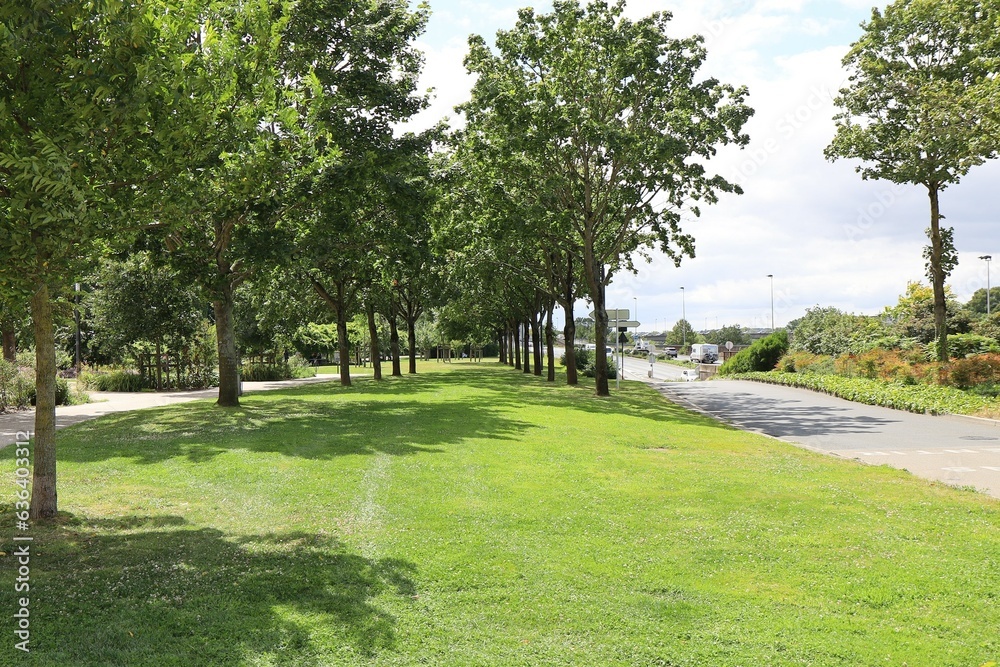La promenade Jean Turc, voie piétonne, ville de Angers, département du Maine et Loire, France La promenade Jean Turc, voie piétonne, ville de Angers, département du Maine et Loire, France