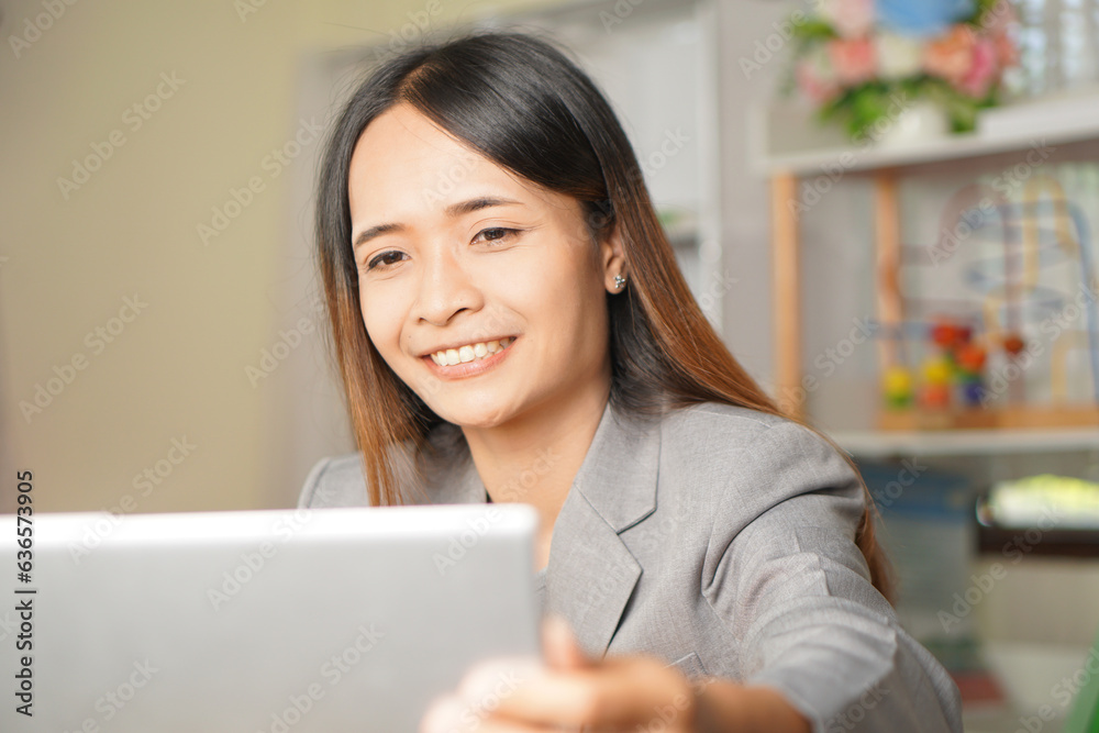 Businesswoman happy to start work in the morning Businesswoman happy to start work in the morning