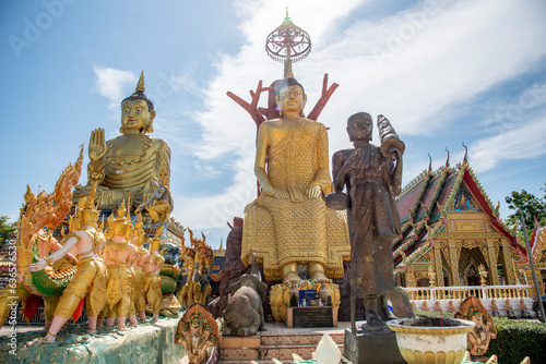 Wat Maniwong is the most famous landmark in Nakorn Nayok, Thailand © Herotozero