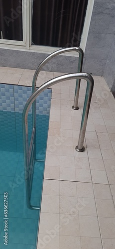 Stainless steel 3 step swimming pool ladder