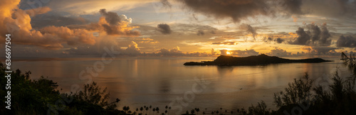 Bora Bora - Sunset Panorama Toopua Island